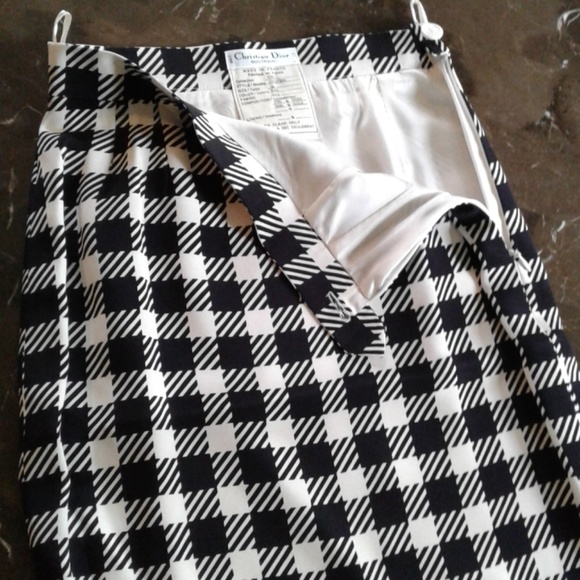 Gorgeous 100% silk Jacket and Skirt. NWT - Picture 3 of 5